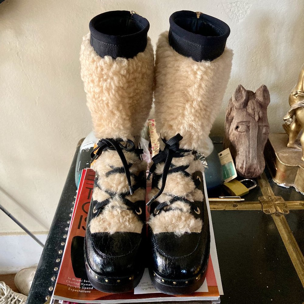 Chanel crackled sheepskin shearling boots 19K runway 38 7 7.5